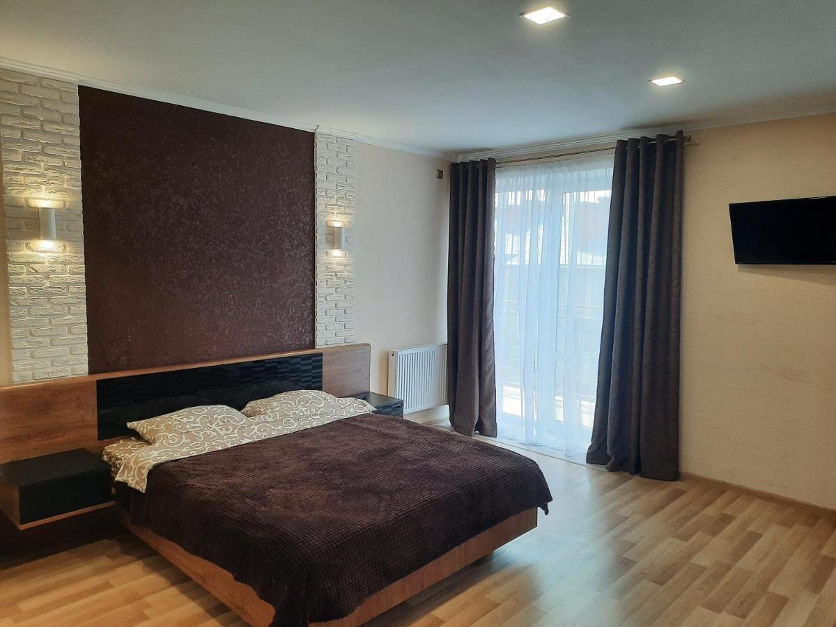 Podobovo-Ivano-Frankivsk.Com Zewnętrze zdjęcie
